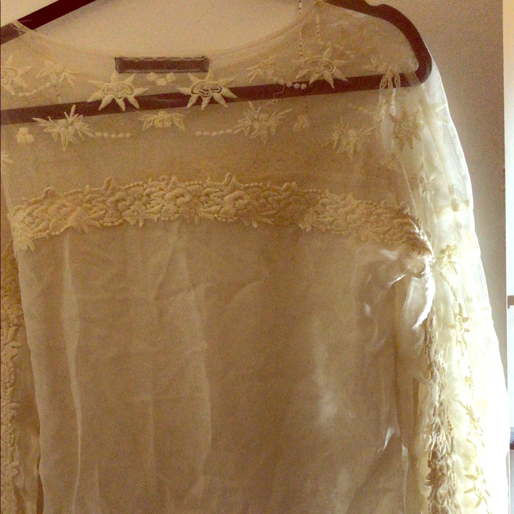 Zara long Sleeve lace blouse
